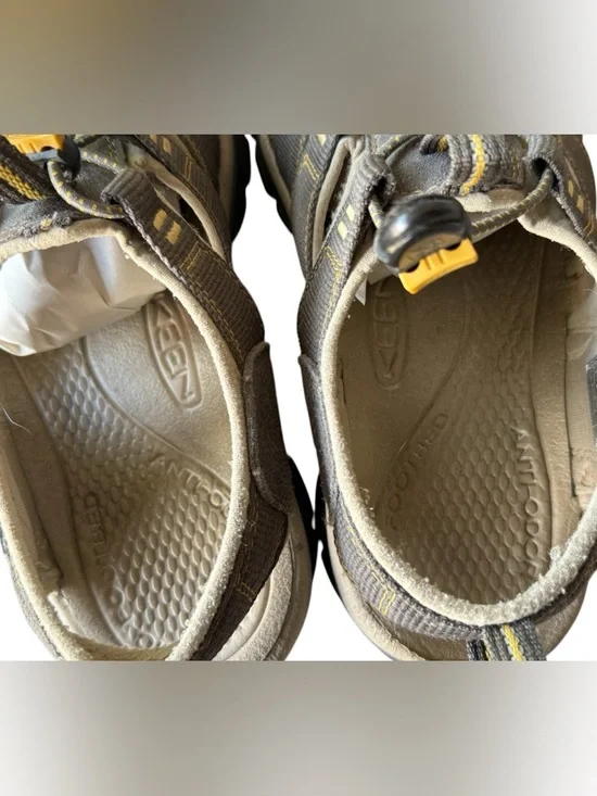 KEEN Newport H2 Sandals, Men’s 10 Hybrid - Picture 5 of 9